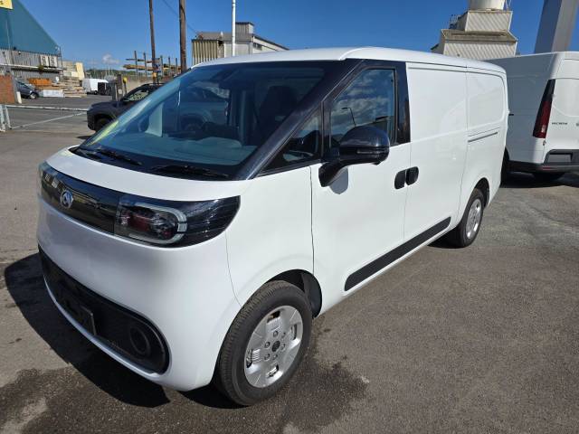 2025 MAXUS eDeliver 5 64kWh L1 Panel Van
