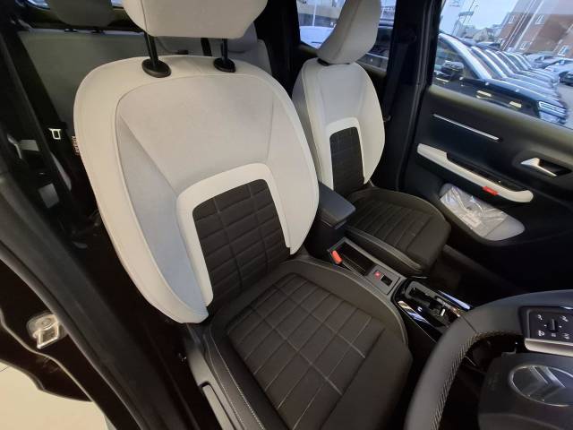 Citroen e-C3 Standard Range 44kWh MAX Auto 5dr (7.4kW Charger)