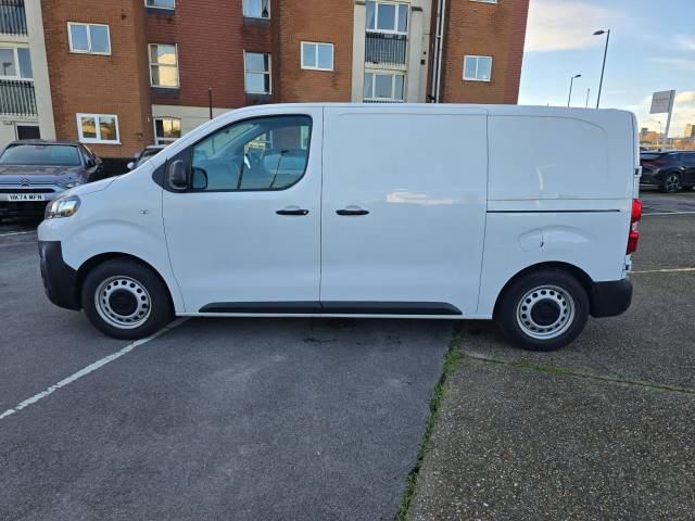 2022 Citroen Dispatch 1.5 BlueHDi 1000 Enterprise Pro M FWD 2 Euro 6 (s/s) 6dr