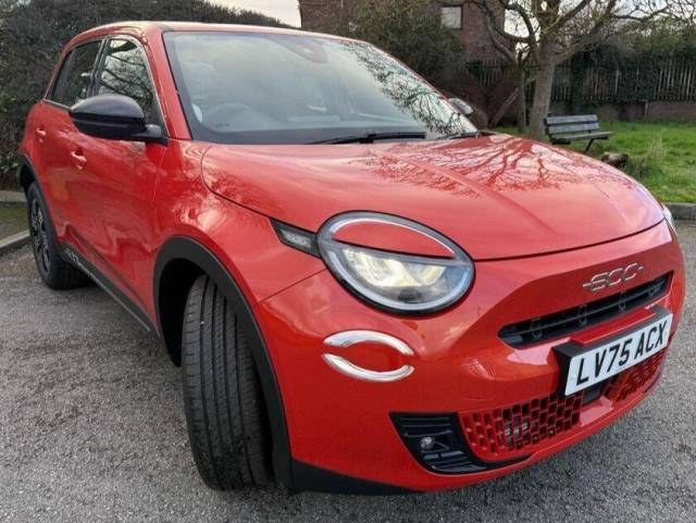 2025 Fiat 600 1.2 MHEV e-DCT Euro 6 (s/s) 5dr
