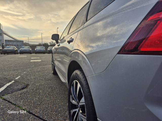 2023 Volvo XC60 2.0 B4 MHEV Plus Auto AWD Euro 6 (s/s) 5dr