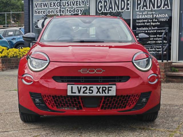 2025 Fiat 600 1.2 MHEV e-DCT Euro 6 (s/s) 5dr