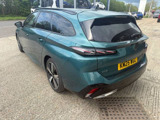 2025 Peugeot 308 SW 1.2 Hybrid 136 GT 5dr e-DSC6
