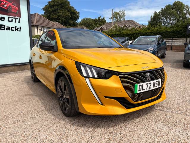 Peugeot e-208 0.0 100kW GT 50kWh 5dr Auto Hatchback Electric YELLOW
