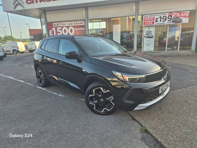 Vauxhall Grandland 1.2 Turbo Ultimate Euro 6 (s/s) 5dr SUV Petrol Black