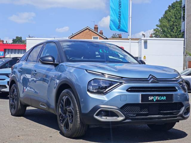 Citroen C4 1.2 PureTech Shine Euro 6 (s/s) 5dr Hatchback Petrol ICELANDIC BLUE