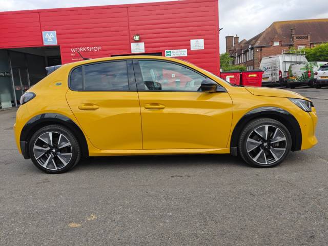 2022 Peugeot e-208 50kWh GT Premium Auto 5dr